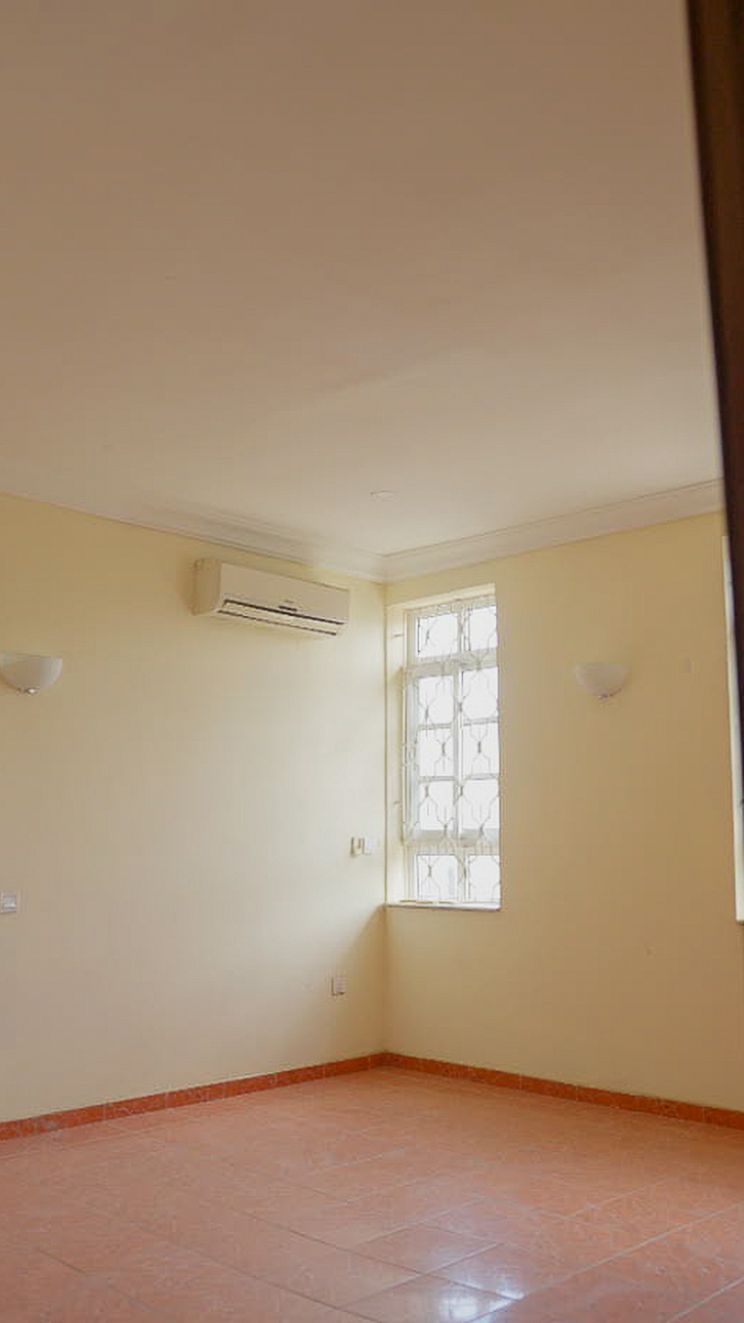 Luxury 12-Bedroom Mansion for Sale in Asokoro