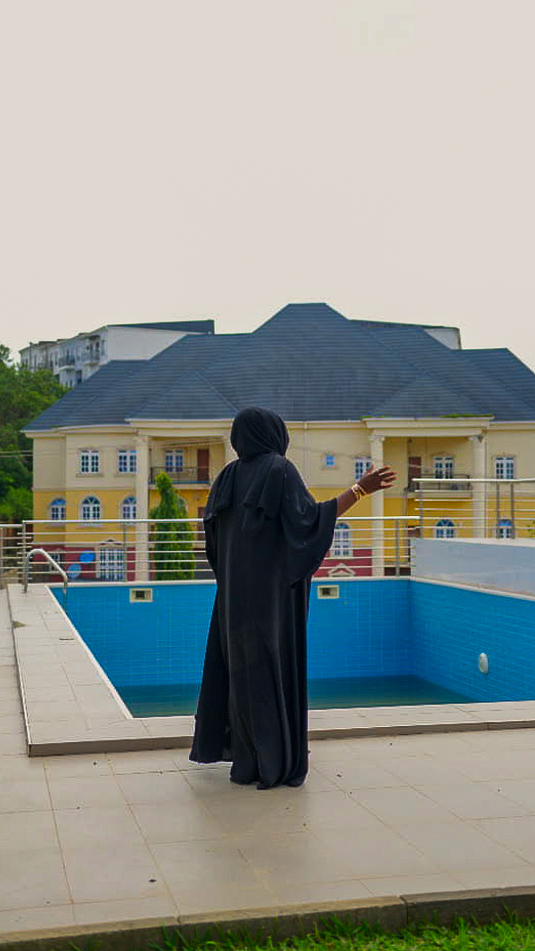 Luxury 12-Bedroom Mansion for Sale in Asokoro