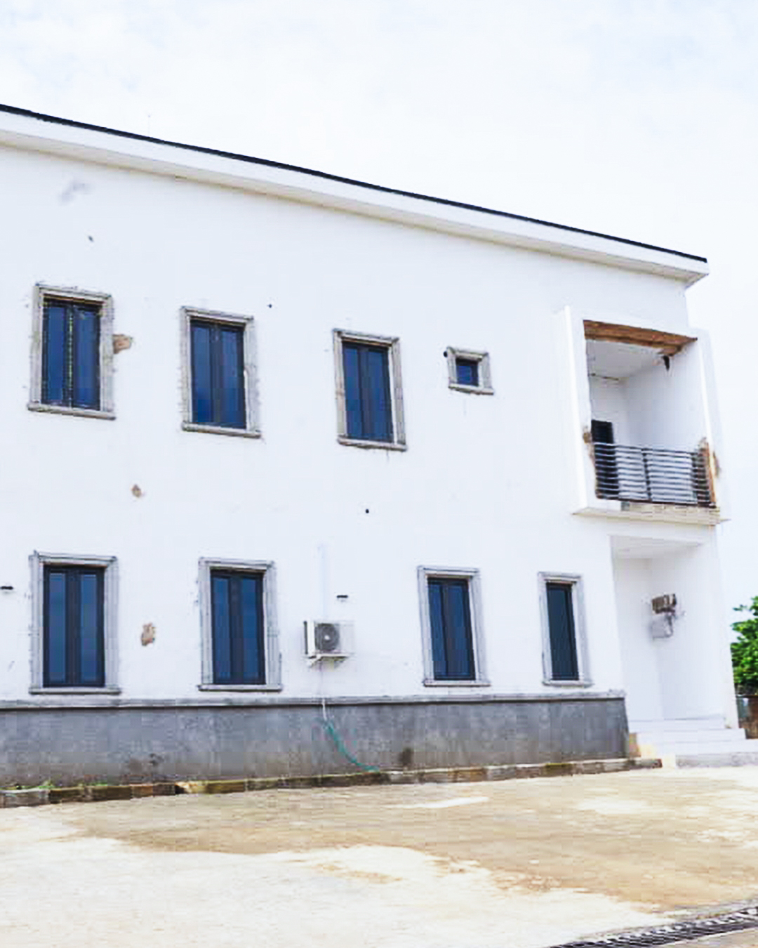 Timeline 5_01_00_18_24 Luxury 4-Bedroom Terrace Duplex for Sale in Lifecamp